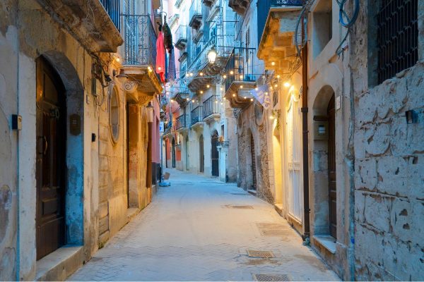 Planning Your Sicily Extended Stay: The Complete Pre-Departure Guide - Syracuse Old Town, Sicily Italy