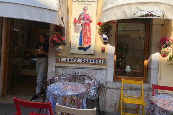 Planning Your Sicily Extended Stay: The Complete Pre-Departure Guide - Taormina I Love Cannoli